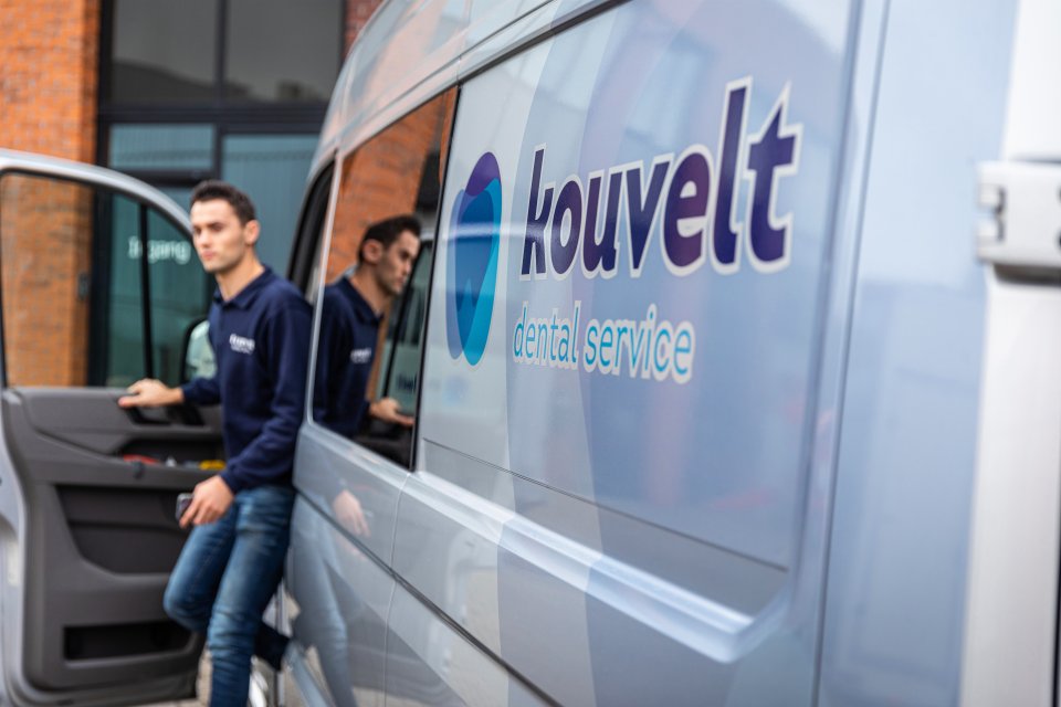 Kouvelt Dental Service
